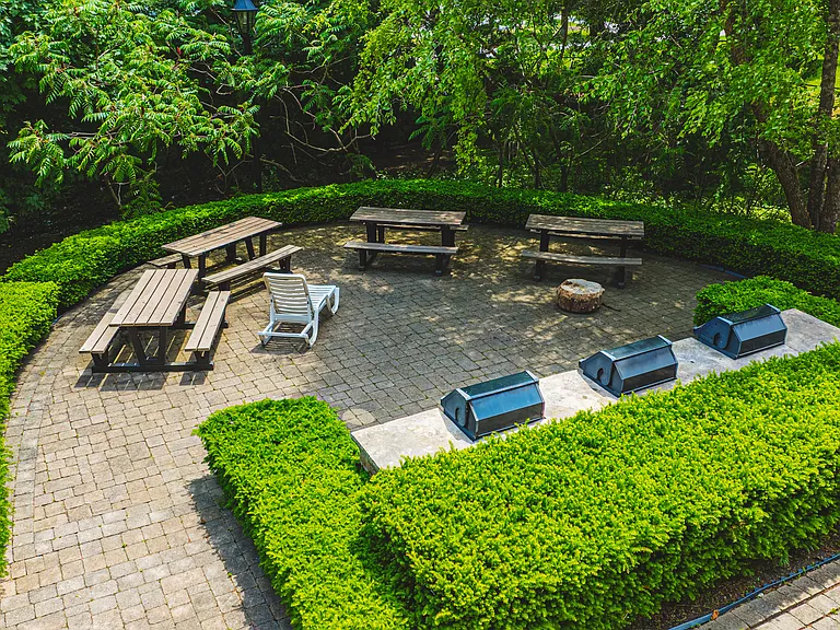 2220 Marine Dr — Photo 29