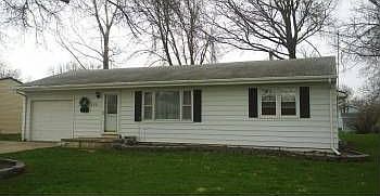 1st image of 1105 W South St