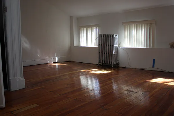 Rented by U2Apartment LLC | media 10