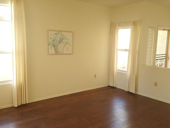 2nd image of 18414 N 136th Ave