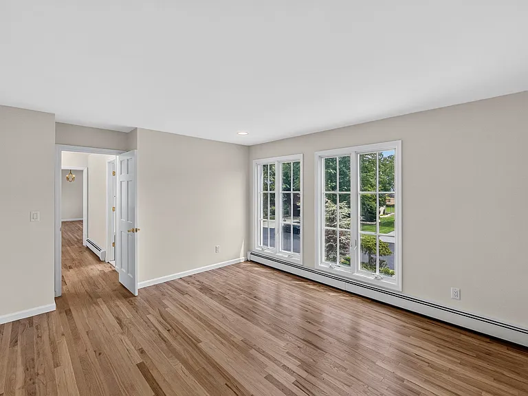 280 Ash St — Photo 22