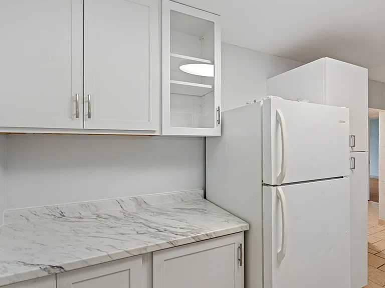 2703 Stanford Rd #B — Photo 3