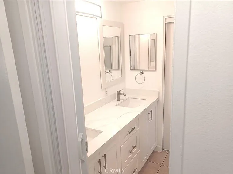 11820 Gloxinia Ave — Photo 21