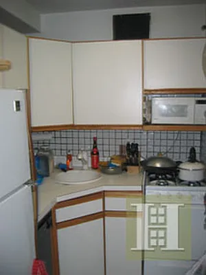Rented by Halstead Real Estate | media 9