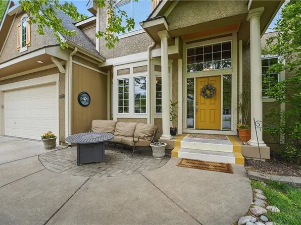 1915 NW 58th Ct, Kansas City, MO 64151