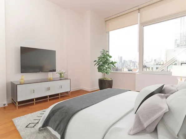 27-03 42nd Road image 1 of 12