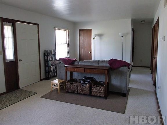 2nd image of 408 W Culbertson St