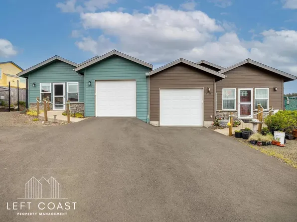 5371 NE Wave Ln, Lincoln City, OR 97367