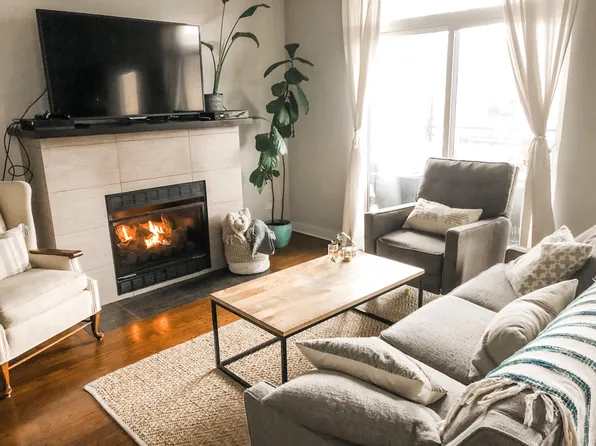 1916 N Kedzie Ave APT 1R, Chicago, IL 60647