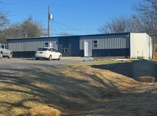 831 Louisiana Ave, Etowah, TN 37331