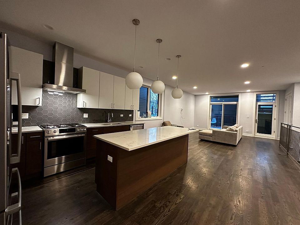 1st image of 1217 N California Ave #1E