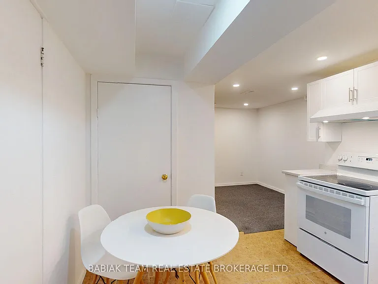 57 Parkway Ave — Photo 7
