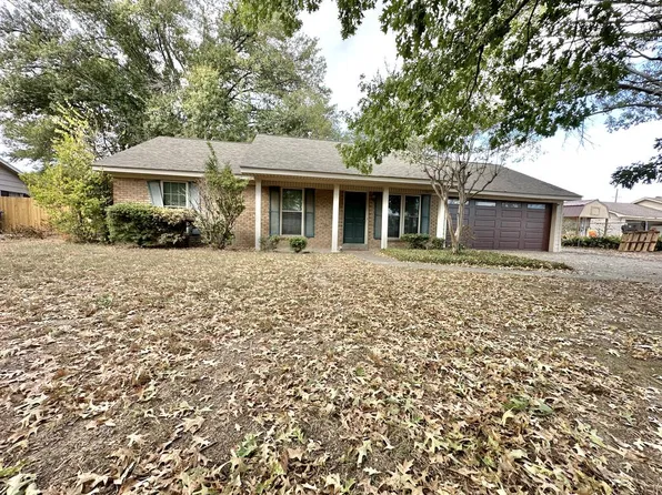 1502 Bellavista Rd, Cleveland, MS 38732