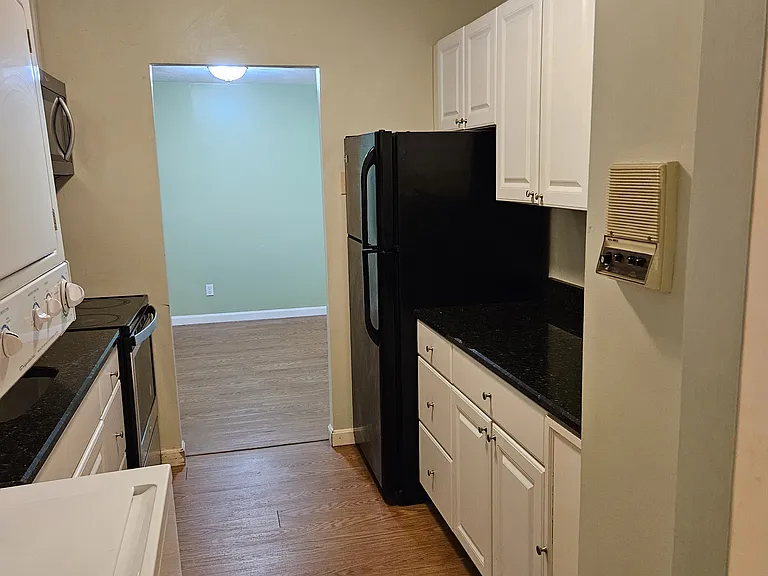 310 Brook Village Rd #19 — Photo 12
