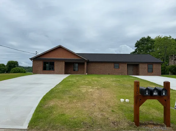 1910 Longview Dr, Sevierville, TN 37876