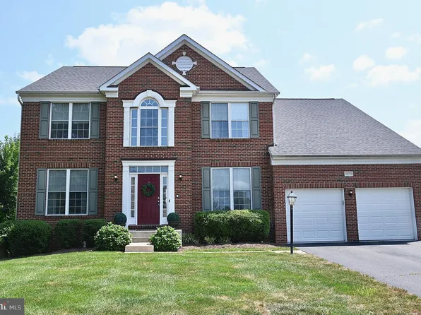 12170 Emory Falls Ct, Bristow, VA 20136