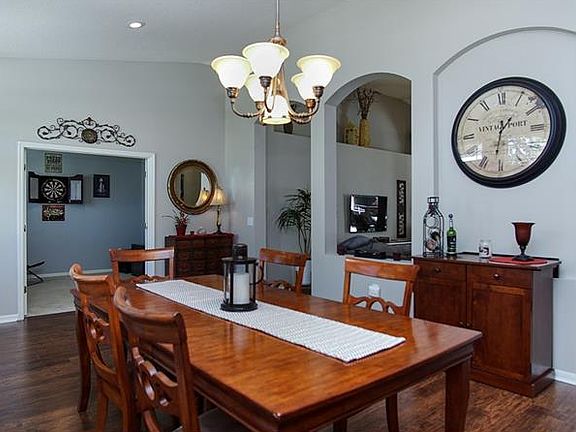 3rd image of 6017 Palomaglade Dr