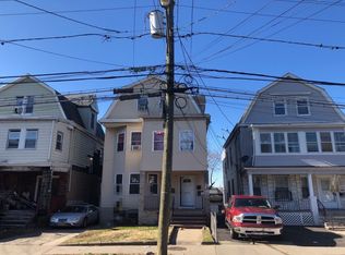 1089 Grove St, Irvington, NJ 07111