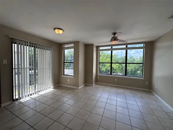 2409 Leon St APT 205, Austin, TX 78705