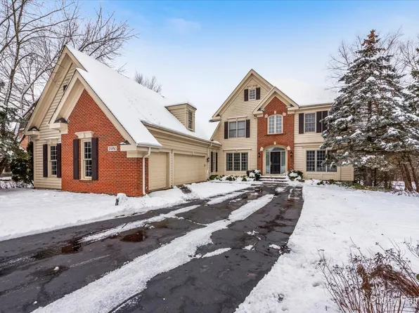 3N950 Emily Dickinson Ln, Saint Charles, IL 60175