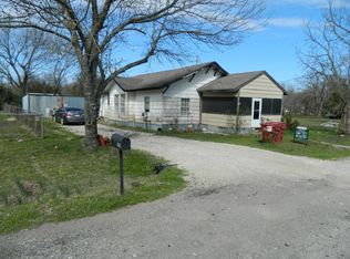 406 E Grayson St, Leonard, TX 75452