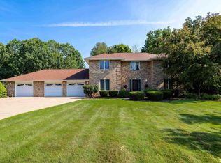 13415 105th Ave W, Taylor Ridge, IL 61284