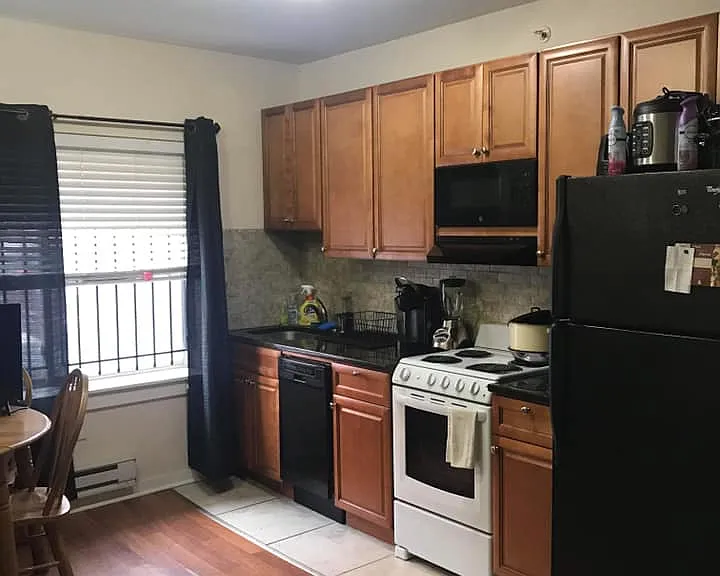 1631 N Willington St #1F — Photo 4
