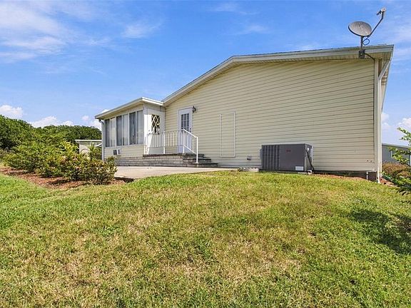 5th image of 37340 NEUKOM AVENUE