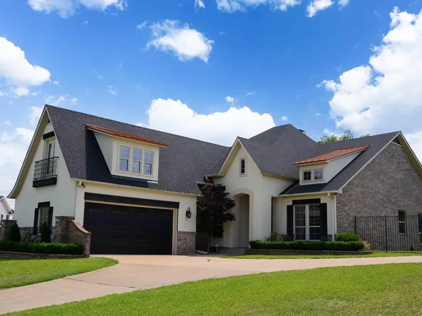 1508 Camden Ct, Lindale, TX 75771
