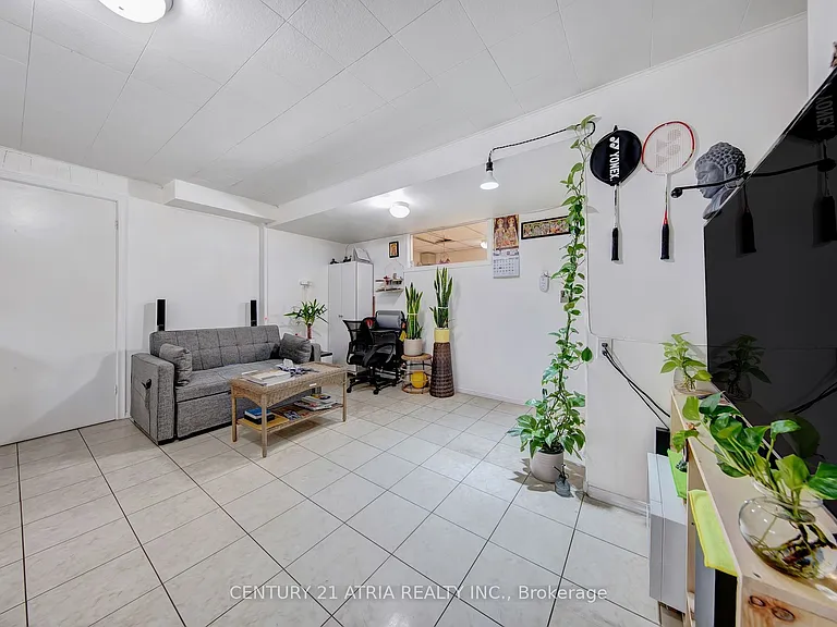 43 Aragon Ave #B — Photo 4