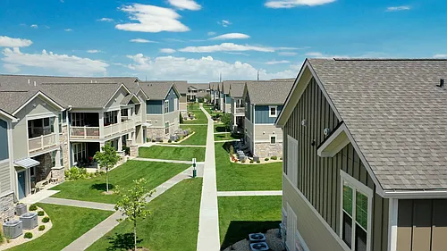 Springs at Lakeville Photo 1
