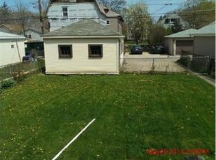1042 Thomas Ave, Forest Park, IL 60130