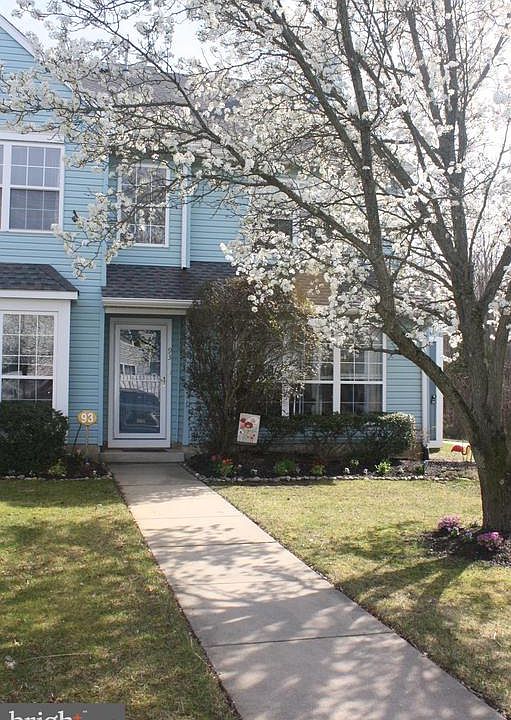 1st image of 93 Ginger Dr #93