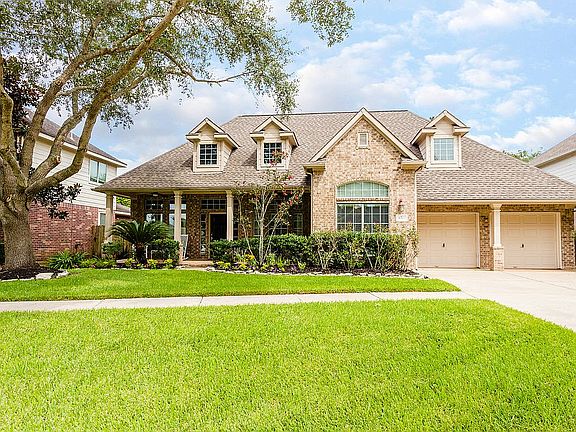 4th image of 9707 Hawkins Ln