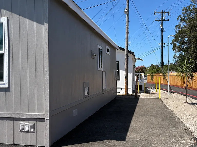 4150 Soquel Dr #9 — Photo 2