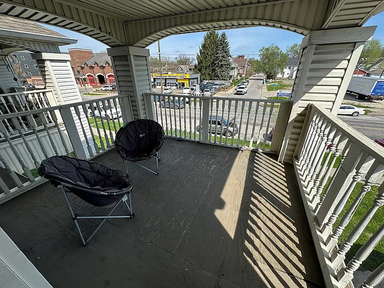 1327 Prospect St #D — Photo 12