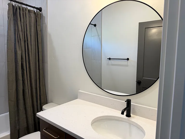 Lower level full bathroom