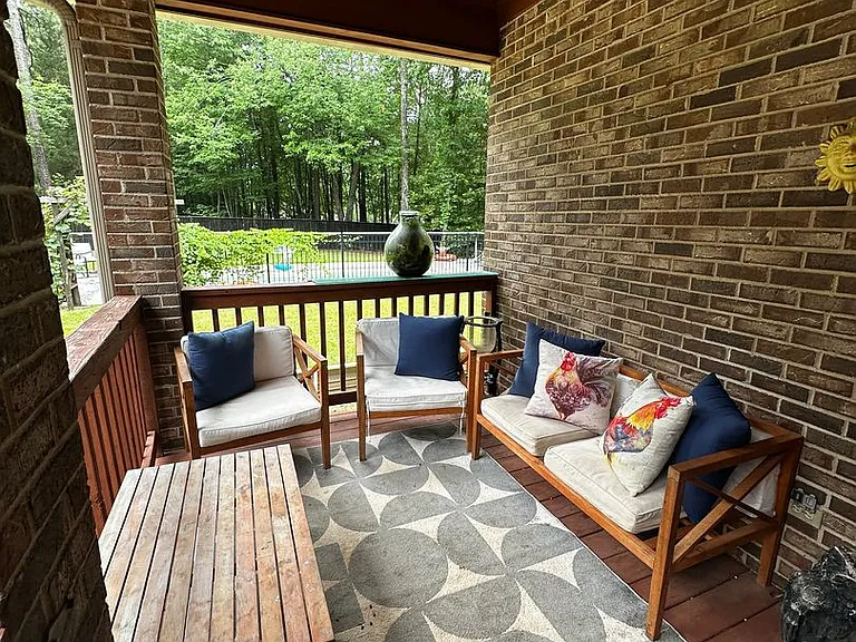 105 Bear Creek Ct — Photo 6