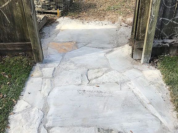 5th image of 2951 Charter Oaks Ln