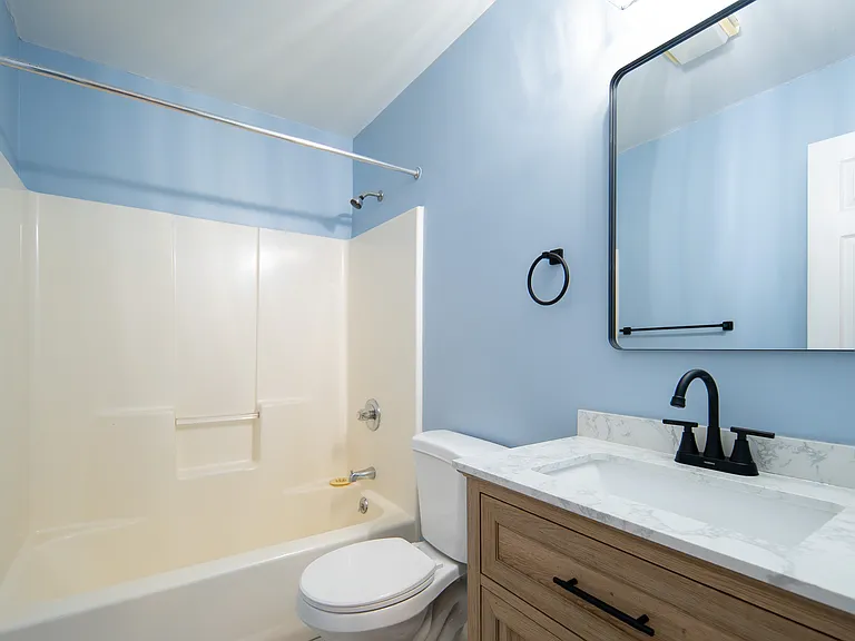 174 Harvard Rd — Photo 22