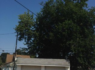 6111 Ridge Rd #UP, Parma, OH 44129