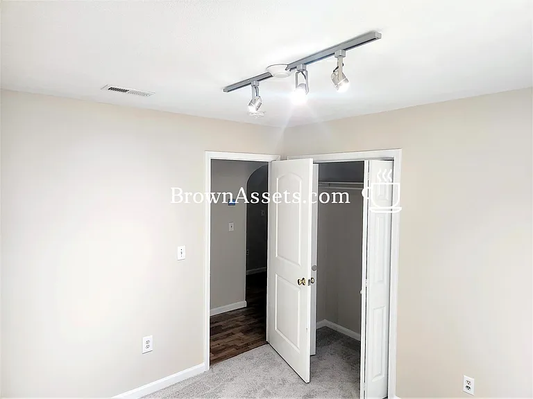 2722 B M Montgomery St — Photo 15