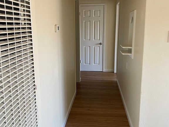 2nd image of 1025 Geneva Ave #5