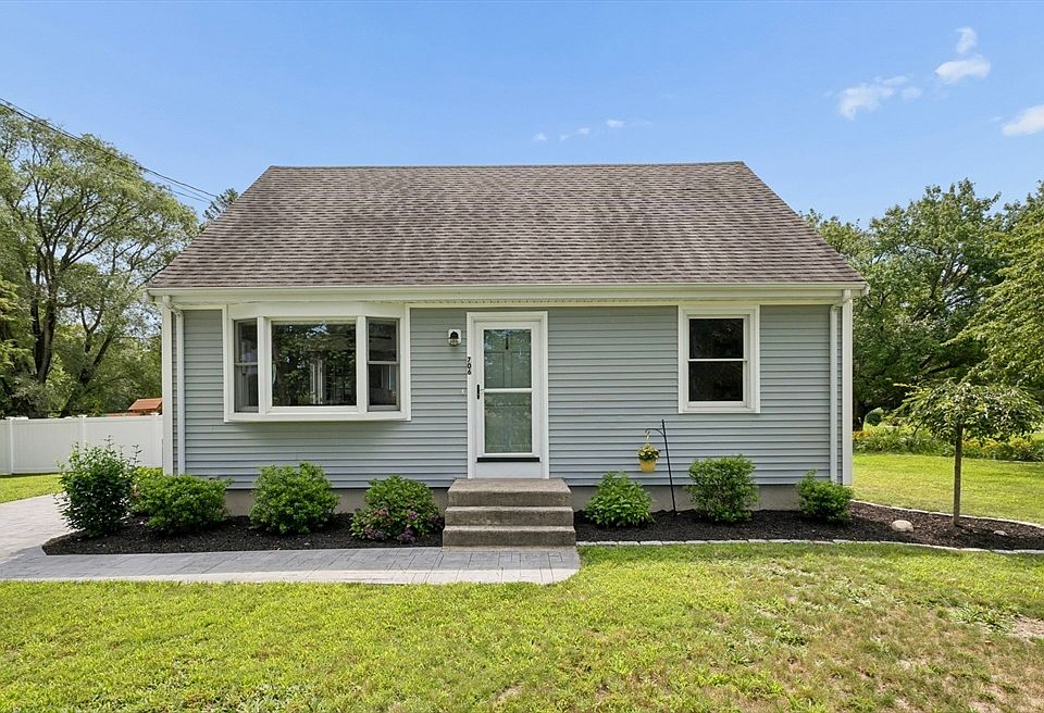 1st image of 706 Russells Mills Rd