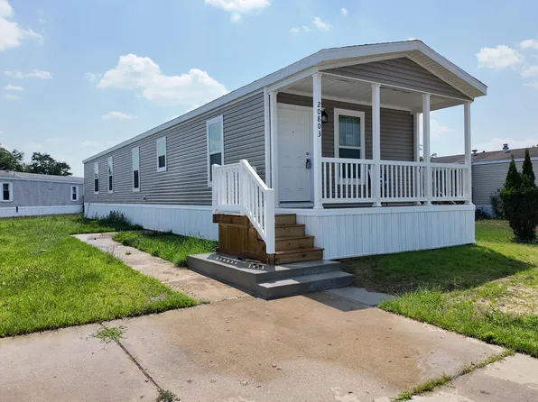 20803 Grandville Rd #213, Big Rapids, MI 49307