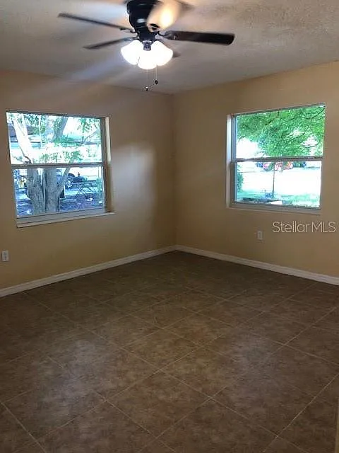 2 bed, 900 sqft, $1,595 — Photo 4