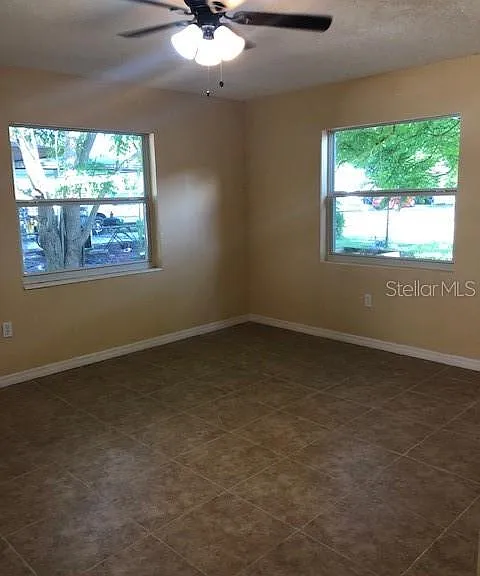 2414 51st Avenue Dr W #1 — Photo 4