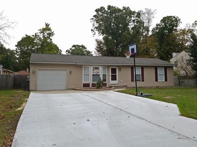 100 N 7th Ave, Fruitport, MI, 49415
