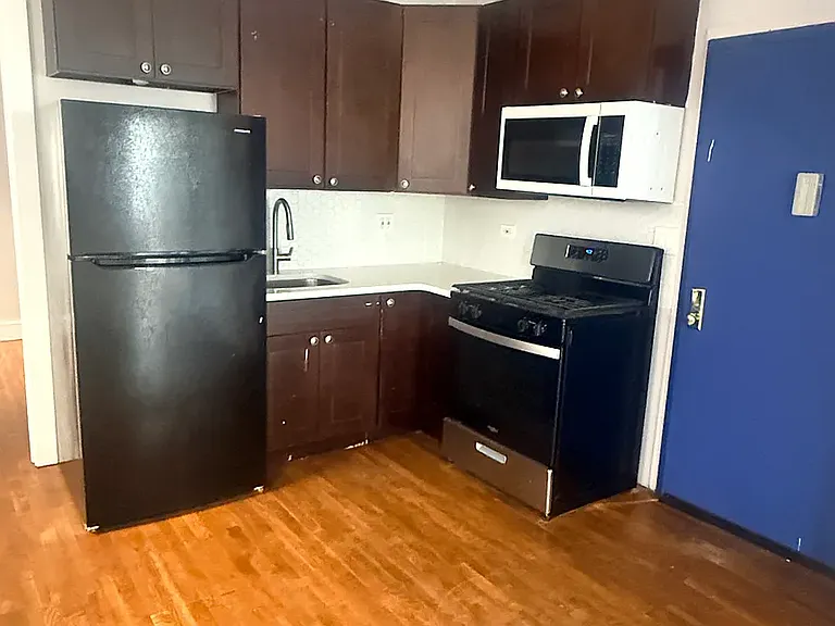 2707 Decatur Ave #1 — Photo 2