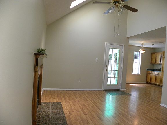 5th image of 1709 James Buchanan Dr